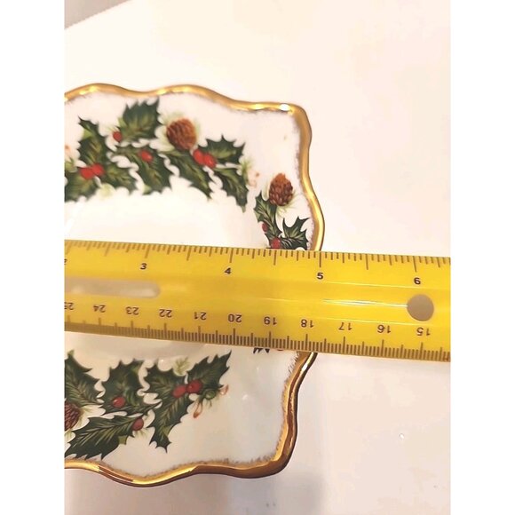 Rosina Queens Christmas YULETIDE 5" Holly Berry Fine Bone China Made In England - Picture 5 of 5